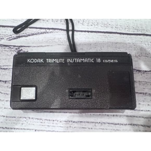 Vintage Kodak Trimlite Instamatic 18 Camera - Picture 4 of 5